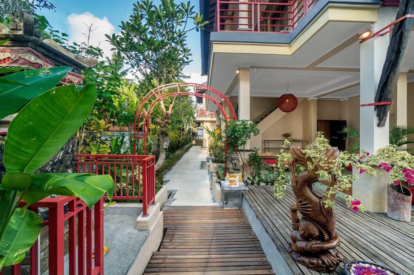 Metteyya Guesthouse Terrasse