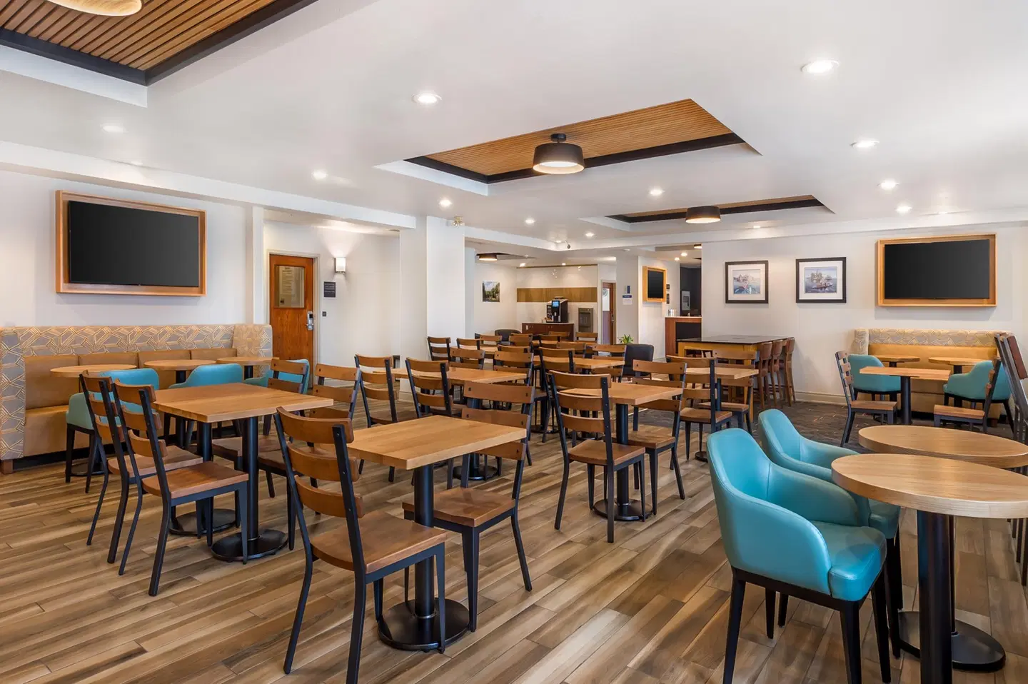 Holiday Inn Express & Suites 1000 Islands - Gananoque by IHG Restaurant