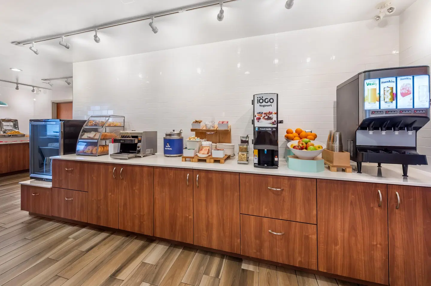 Holiday Inn Express & Suites 1000 Islands - Gananoque by IHG Restaurant