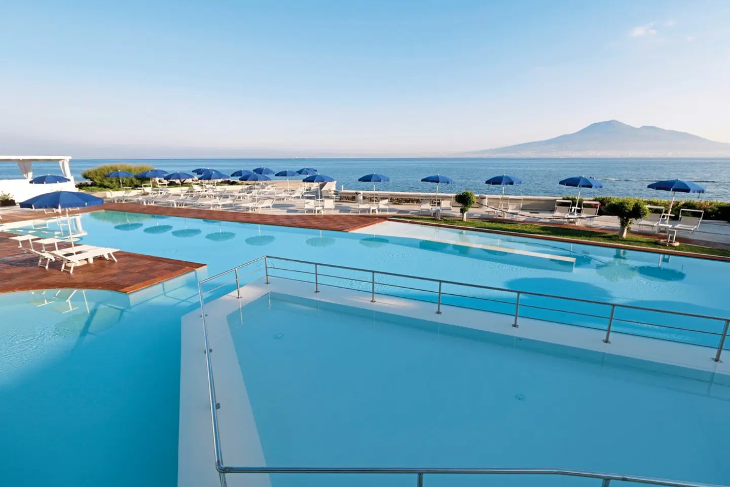 Towers Hotel Stabiae Sorrento Coast OUTDOOR_POOL