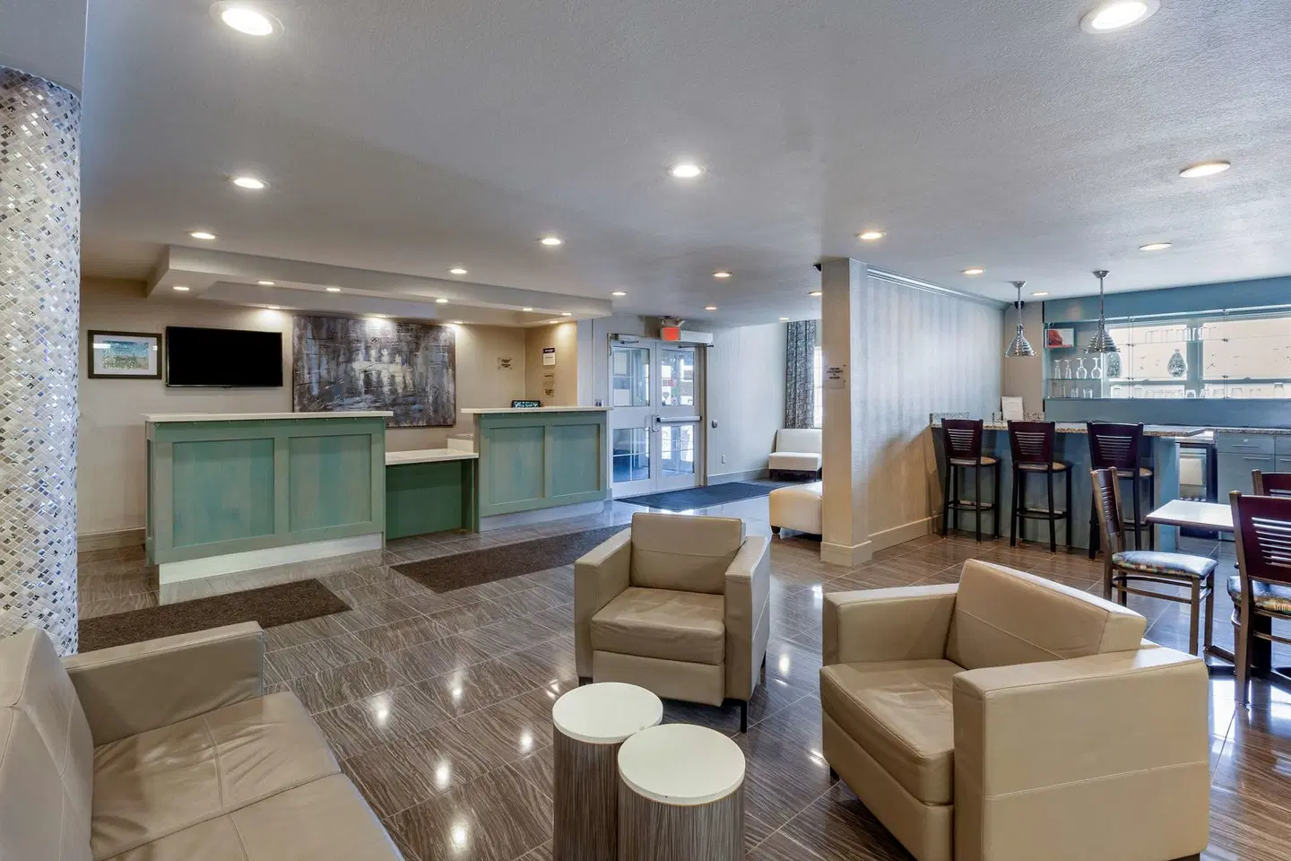 Best Western Plus Woodstock Inn & Suites LOUNGE_LOBBY
