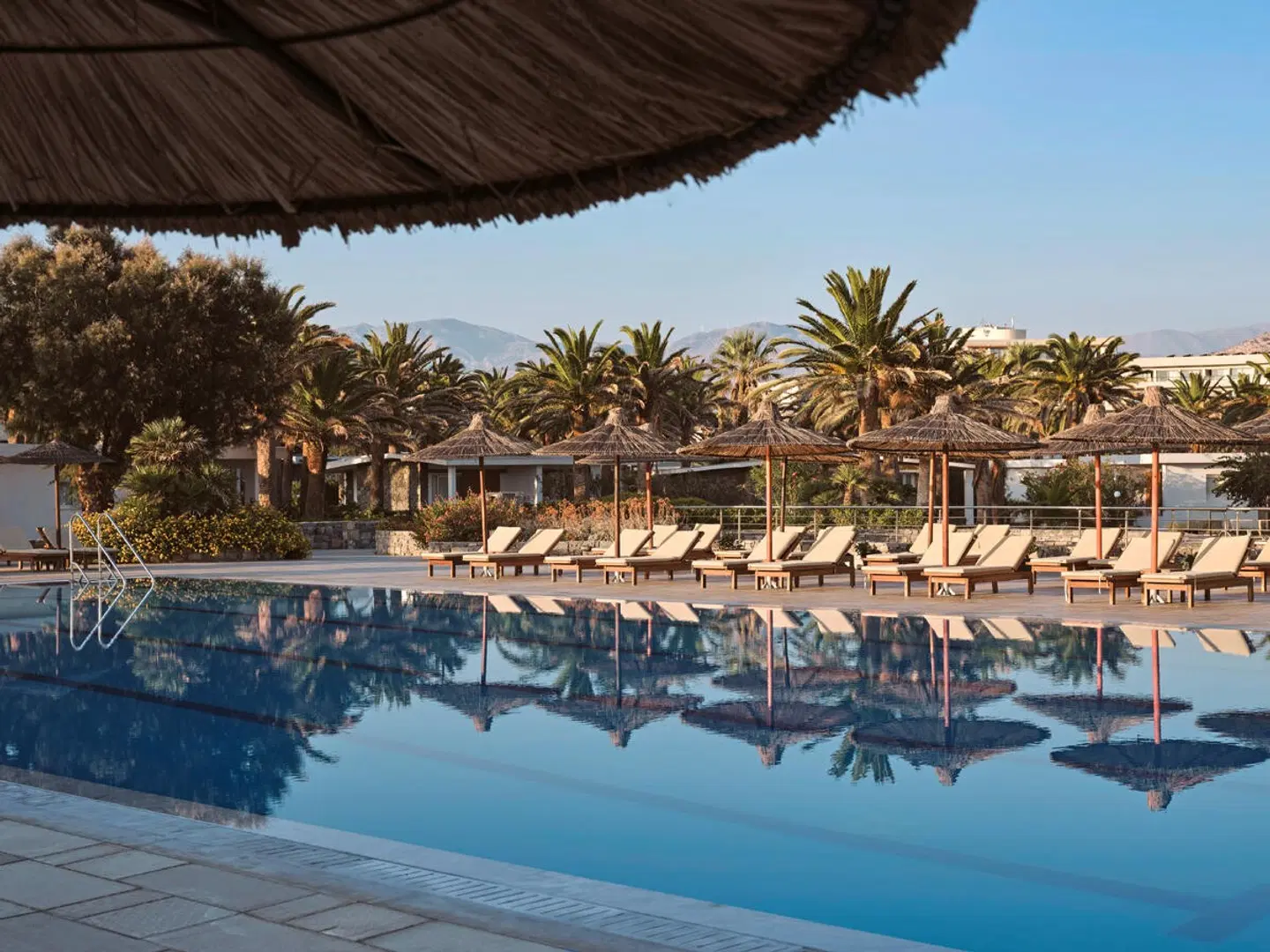 Creta Beach OUTDOOR_POOL