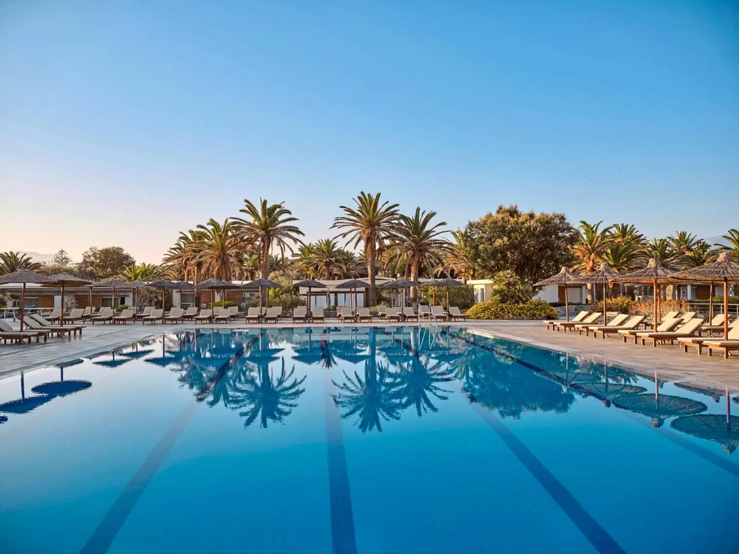 Creta Beach OUTDOOR_POOL