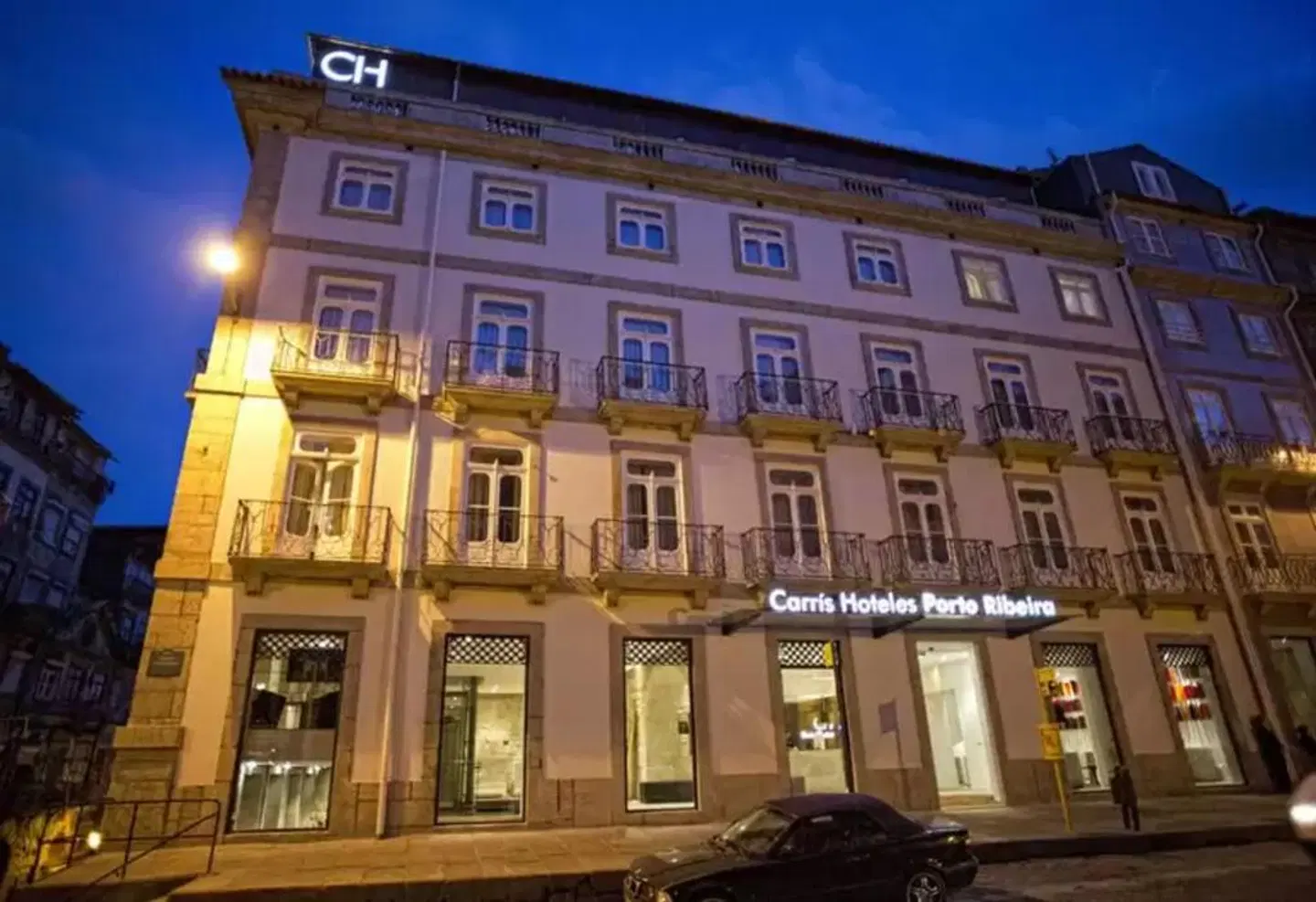 Carris Porto Ribeira EXTERIOR