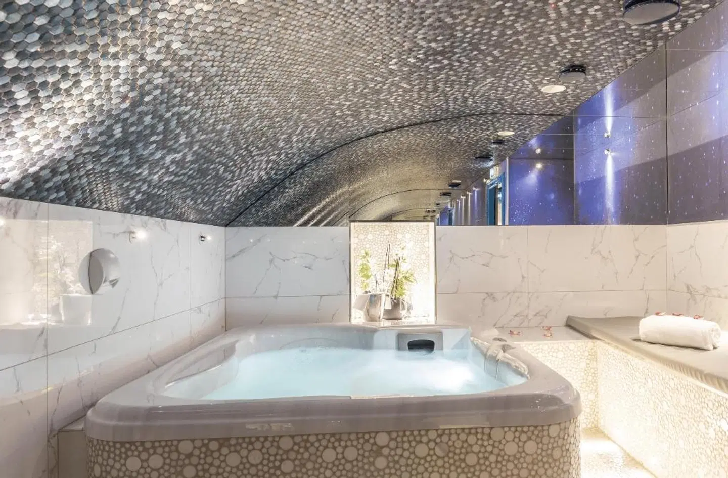 Secret De Paris HEALTH_BEAUTY