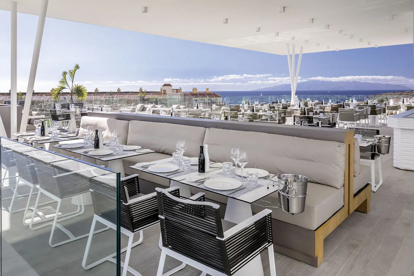 Royal Hideaway Corales Suites Restaurant