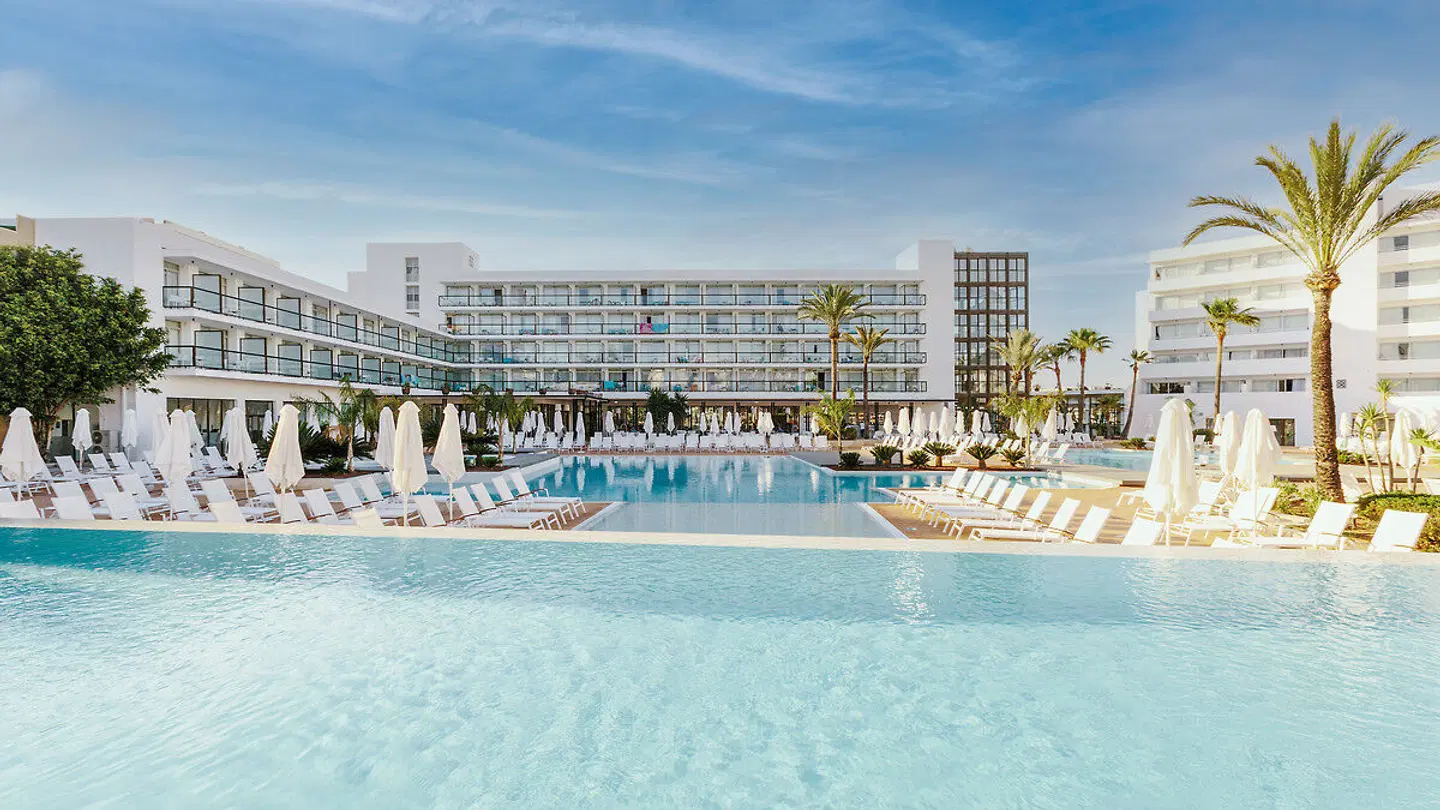 AluaSoul Ibiza OUTDOOR_POOL