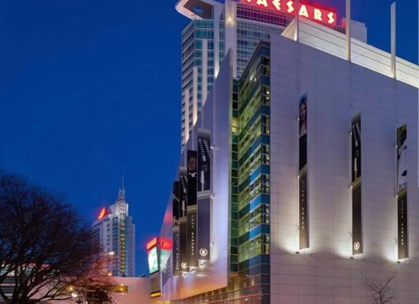 Caesars Windsor Hotel and Casino EXTERIOR