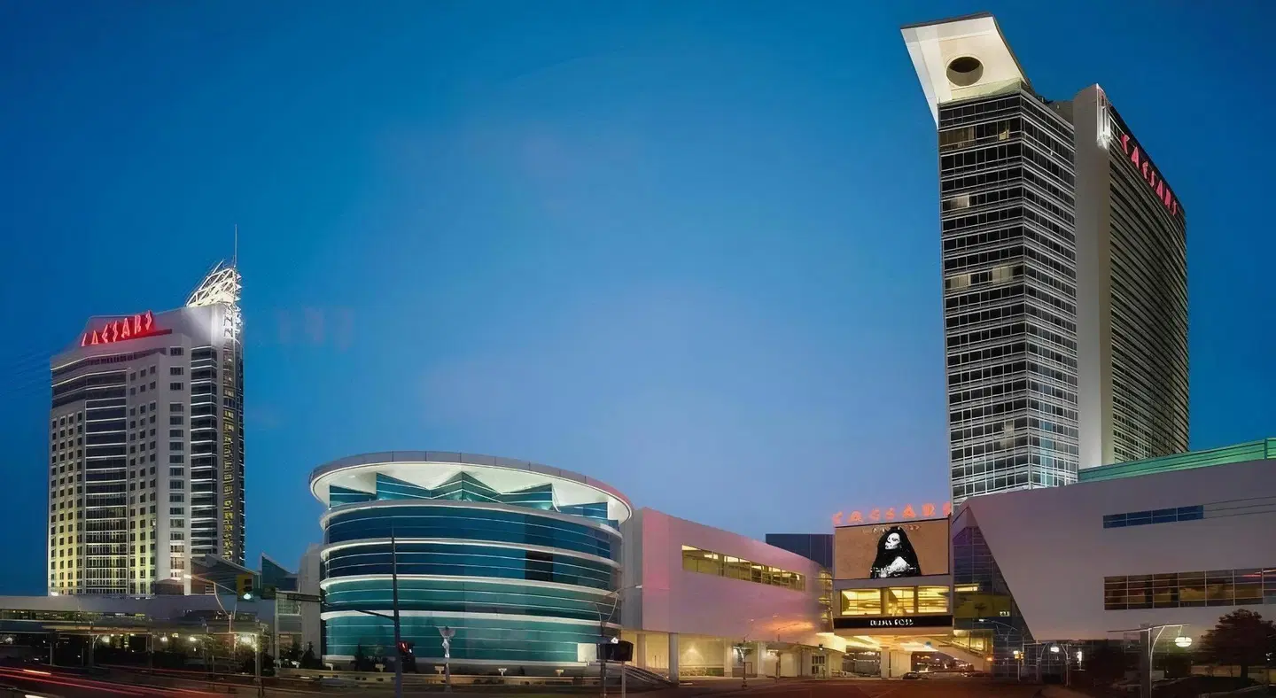 Caesars Windsor Hotel and Casino EXTERIOR