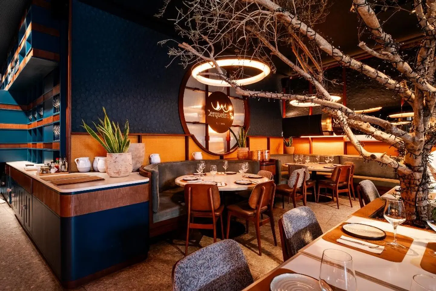 Axis Porto Club Restaurant