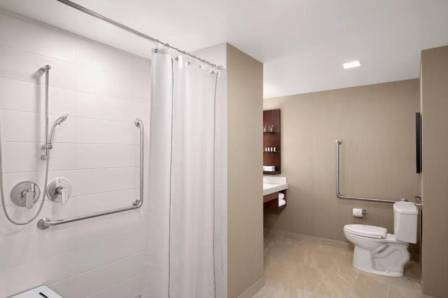 Delta Hotels by Marriott Thunder Bay Badezimmer