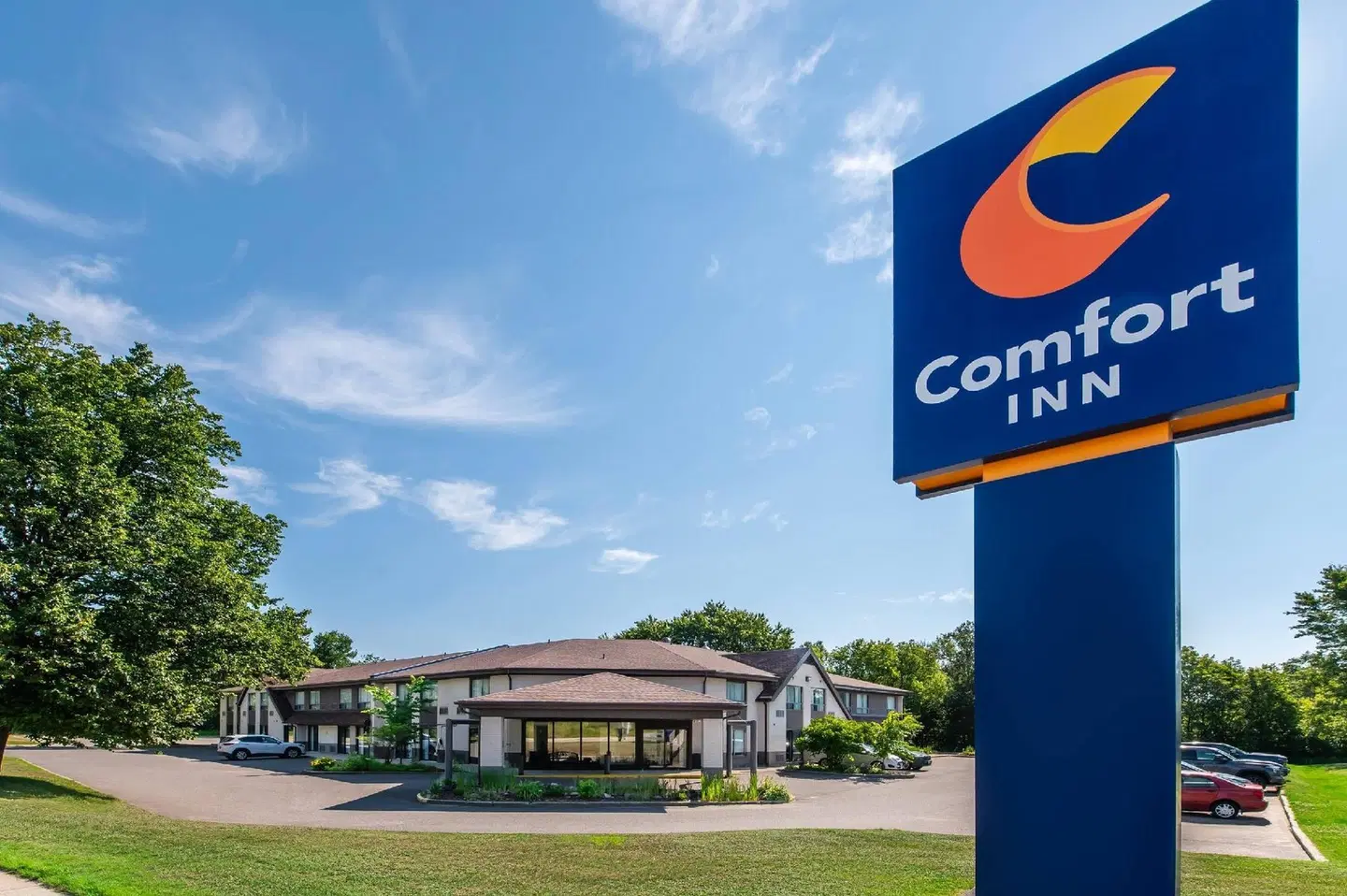Comfort Inn EXTERIOR