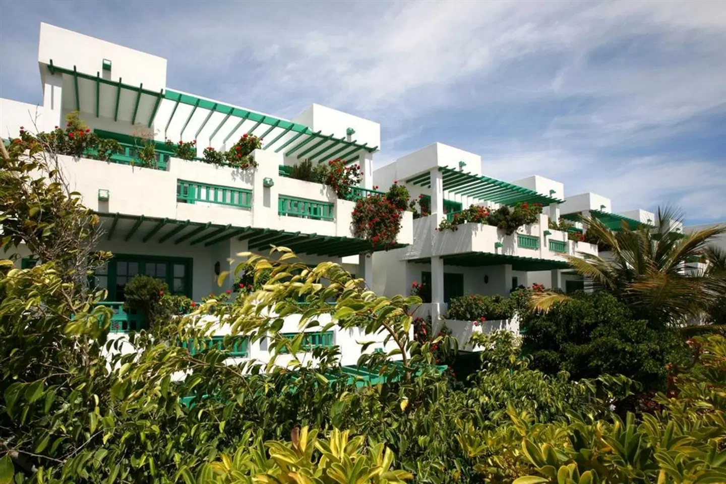 Nazaret Apartments EXTERIOR