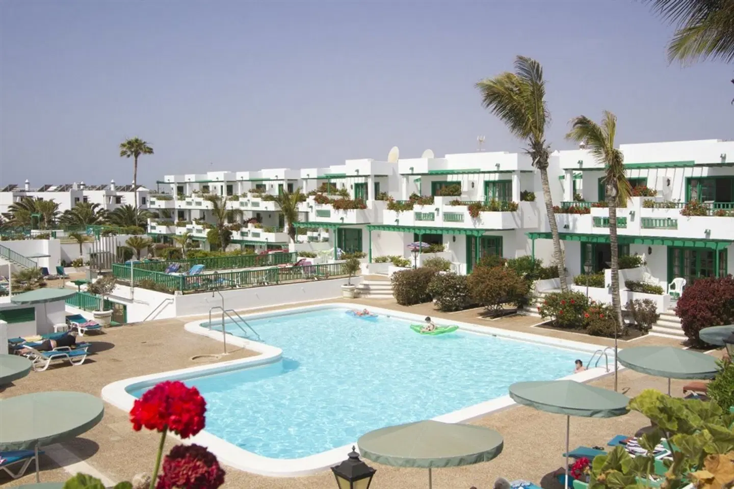 Nazaret Apartments OUTDOOR_POOL