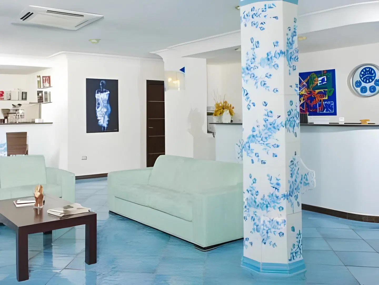 Blanc ROOM_EXAMPLE