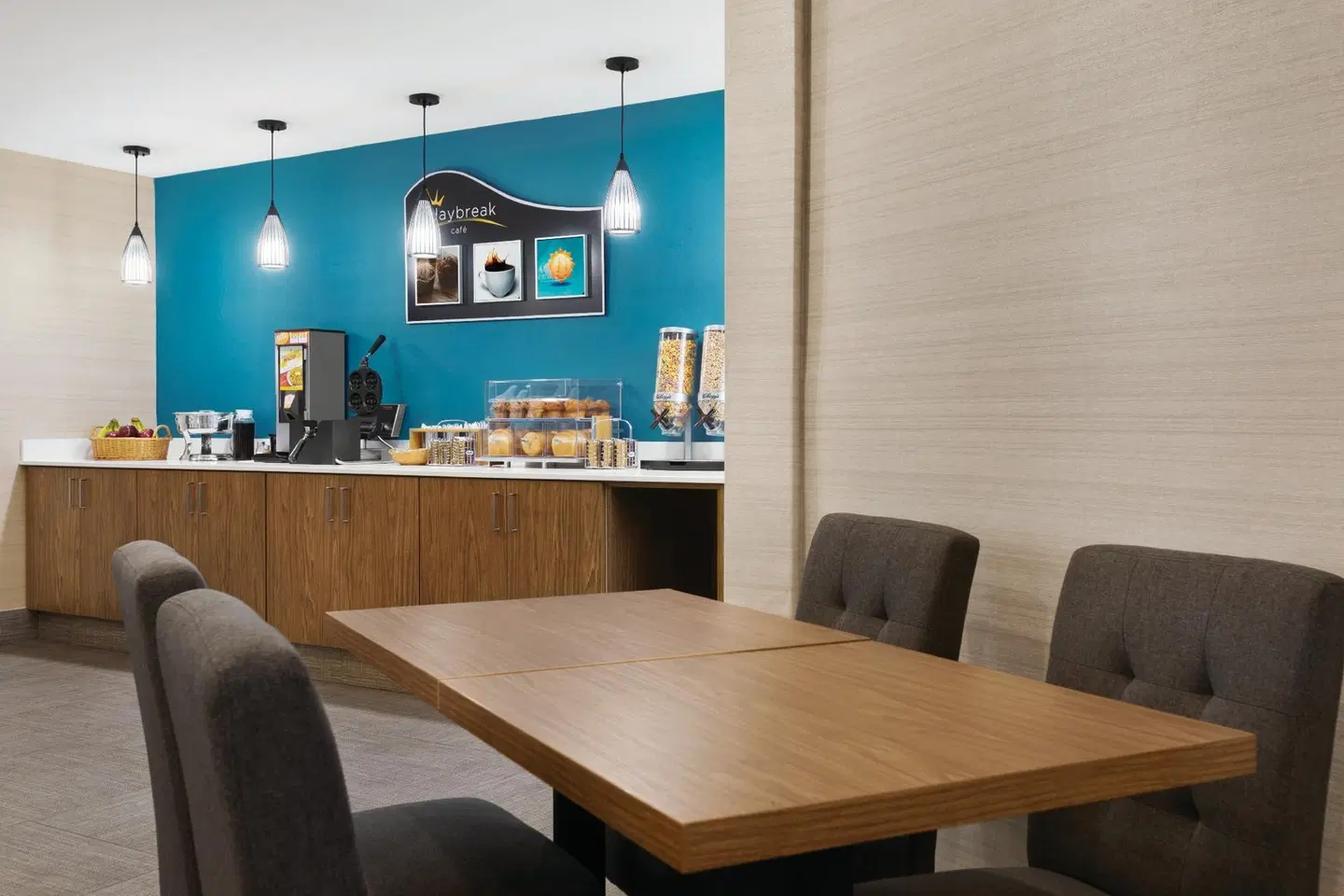 Days Inn by Wyndham Kingston ROOM_EXAMPLE
