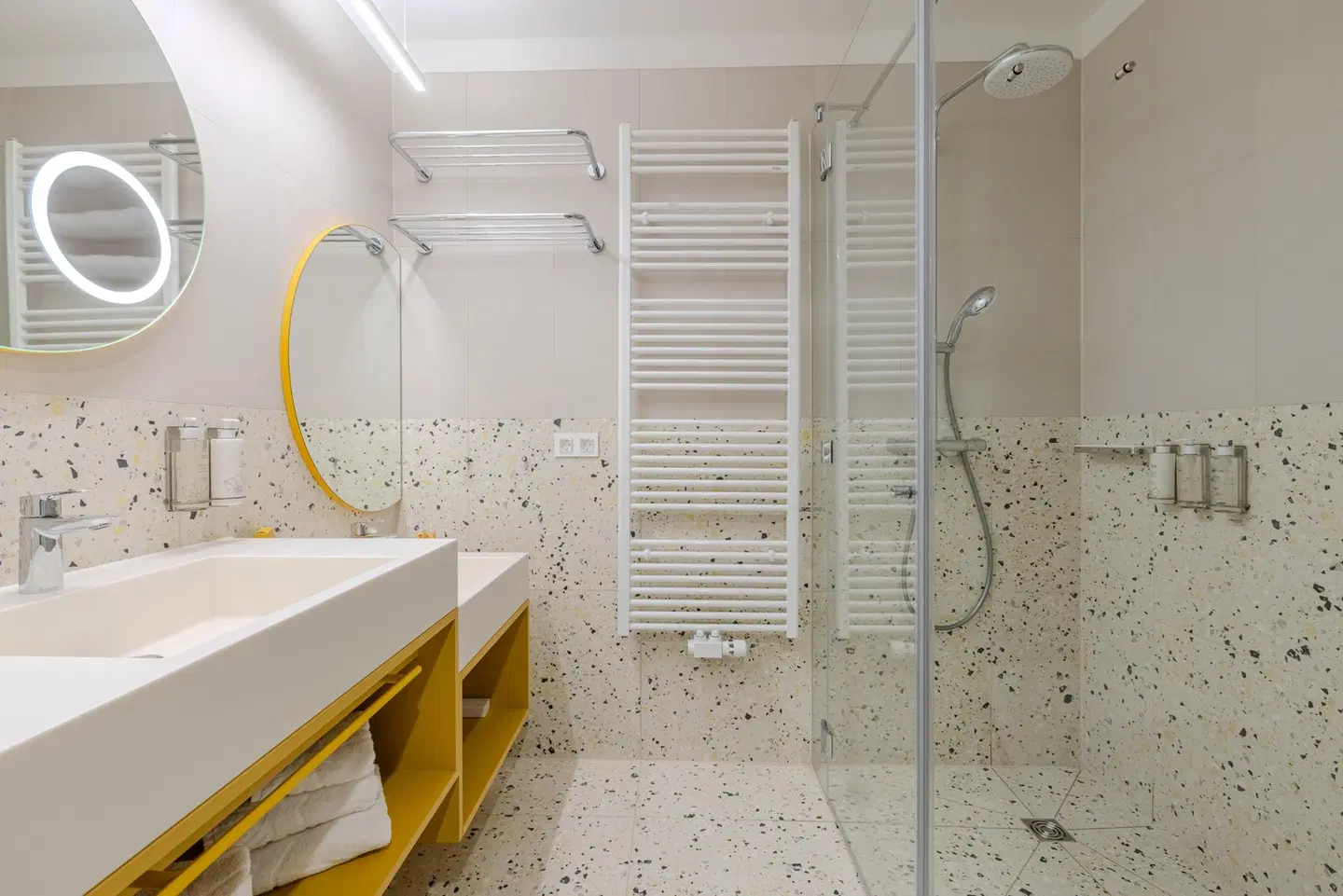 Terme Olimia - Family Hotel Vilinia Badezimmer