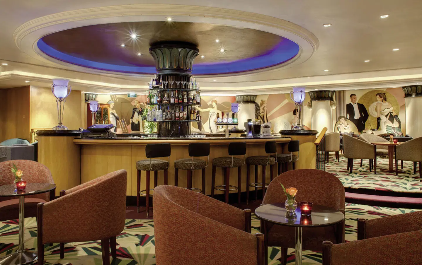 Orchard Hotel Bar