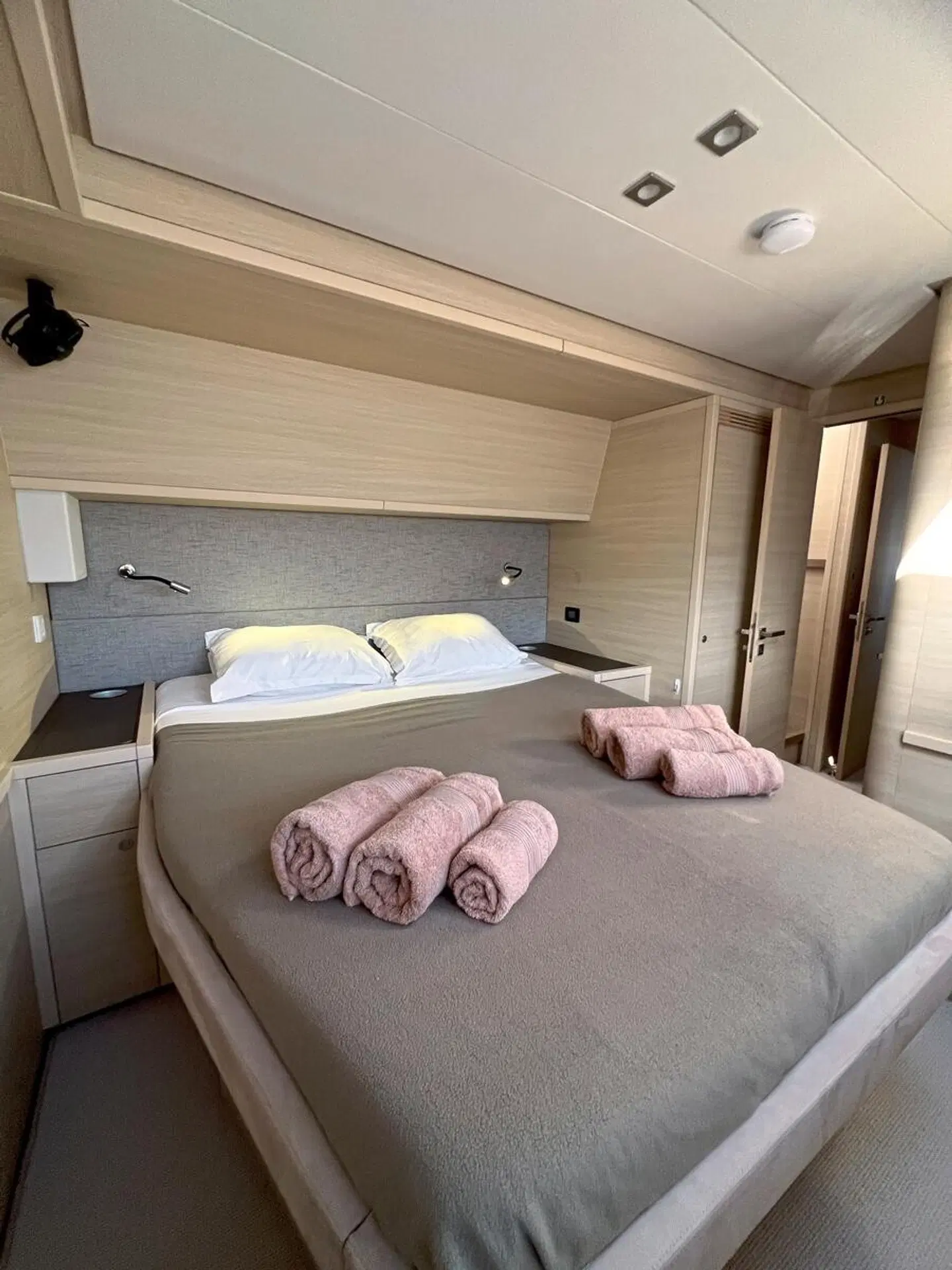 Segeltörn Praslin Dream Premium ROOM_EXAMPLE