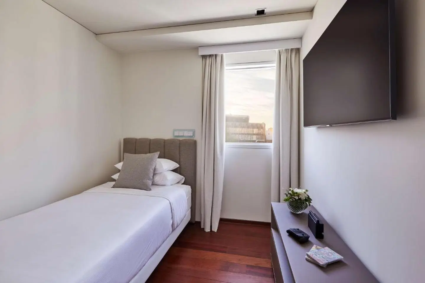 Hyatt Regency Madrid Residences ROOM_EXAMPLE
