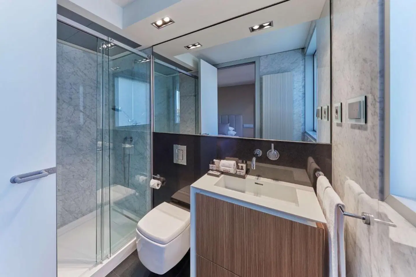 Hyatt Regency Madrid Residences Badezimmer