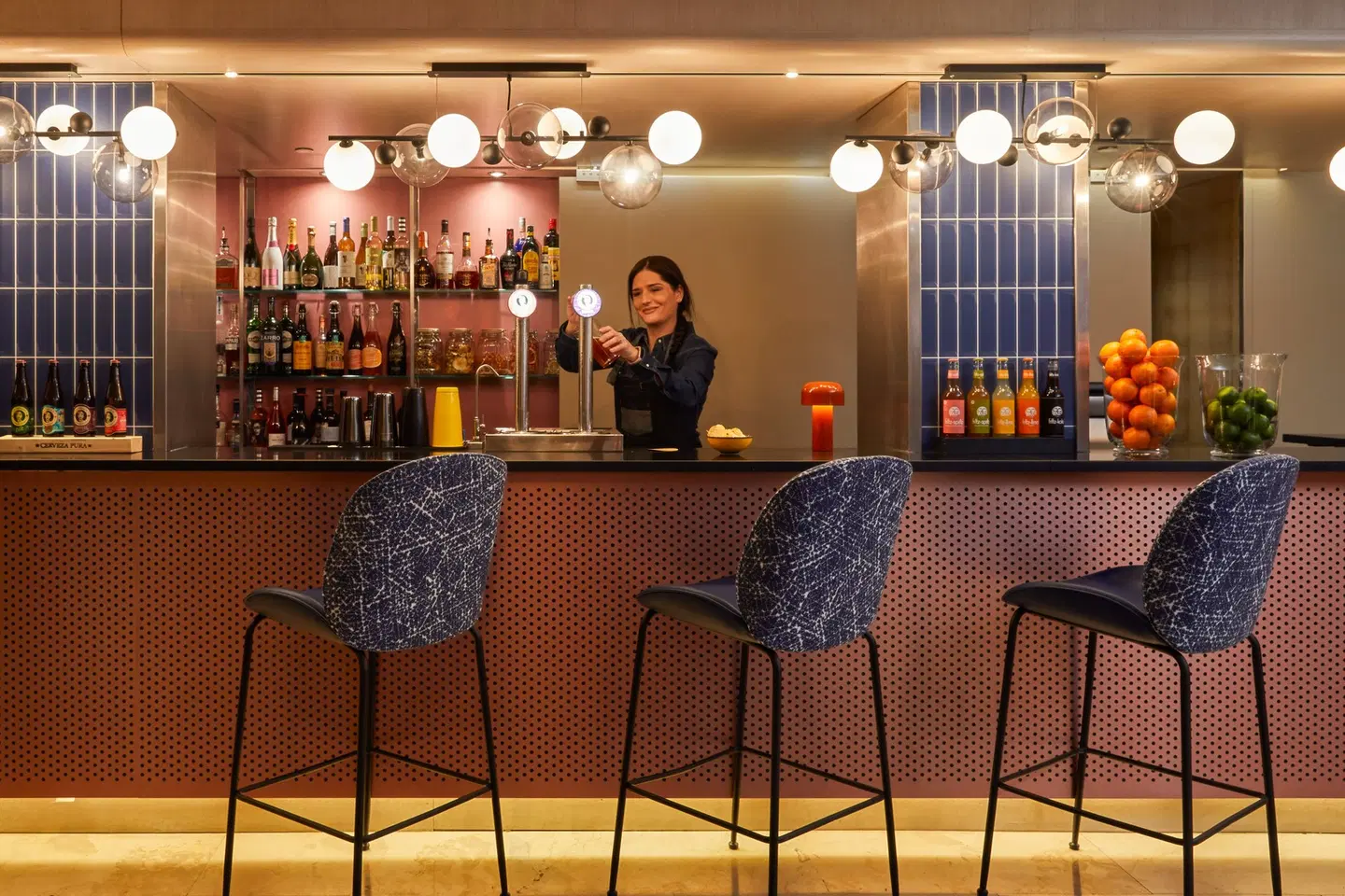 voco Madrid Retiro by IHG Bar