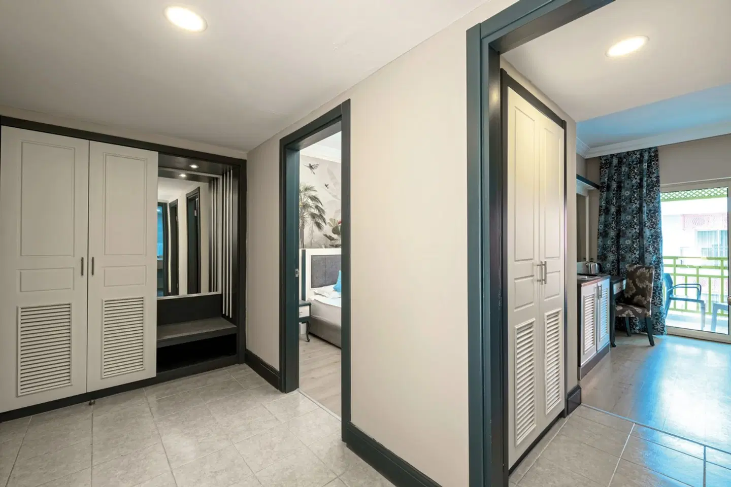 Crystal Paraiso Aqua Collection ROOM_EXAMPLE