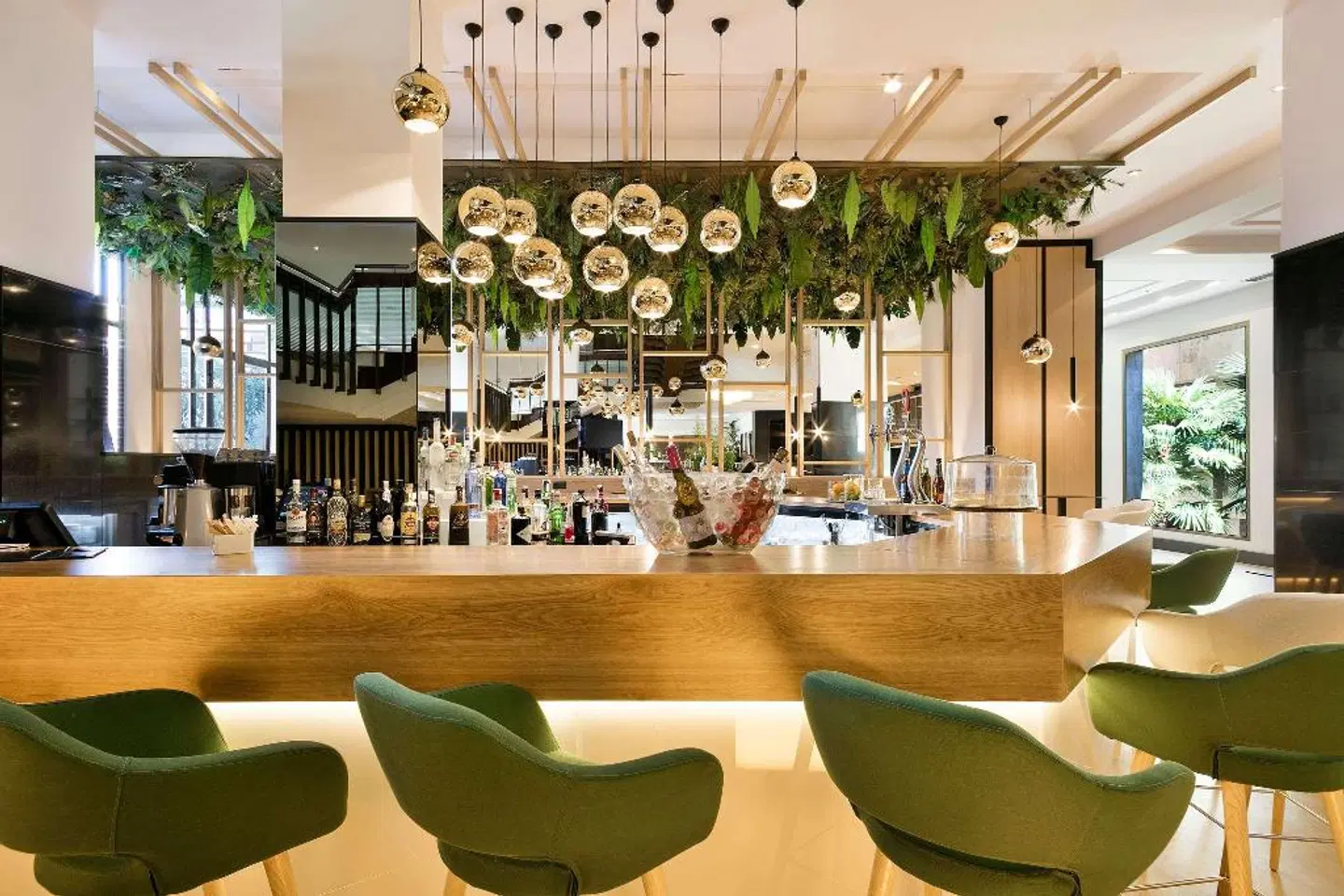 Meliá Barajas Bar
