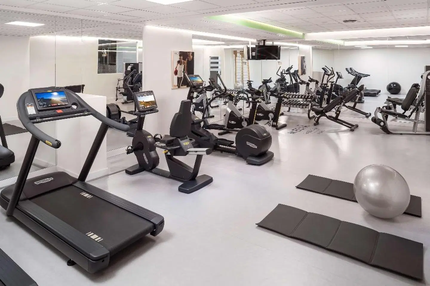 Meliá Barajas SPORTS_AND_LEISURE