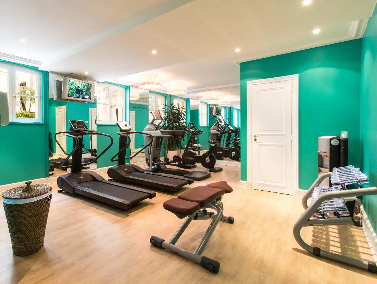 Castille Paris SPORTS_AND_LEISURE