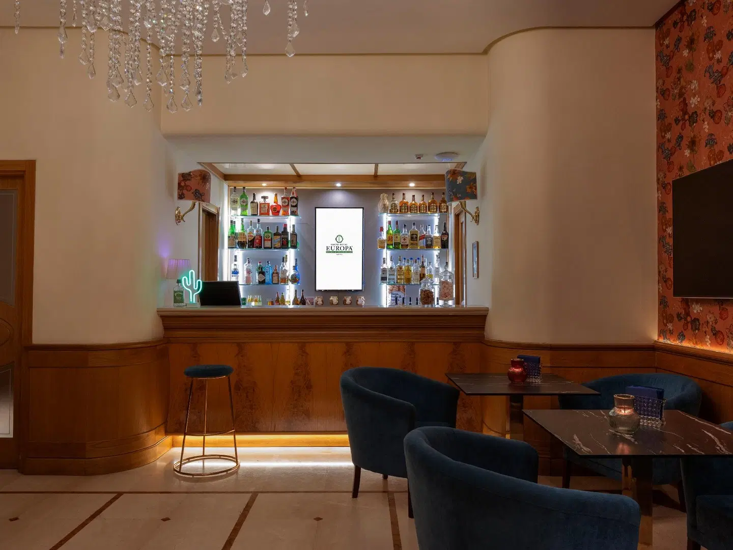 Europa Grand Hotel BAR