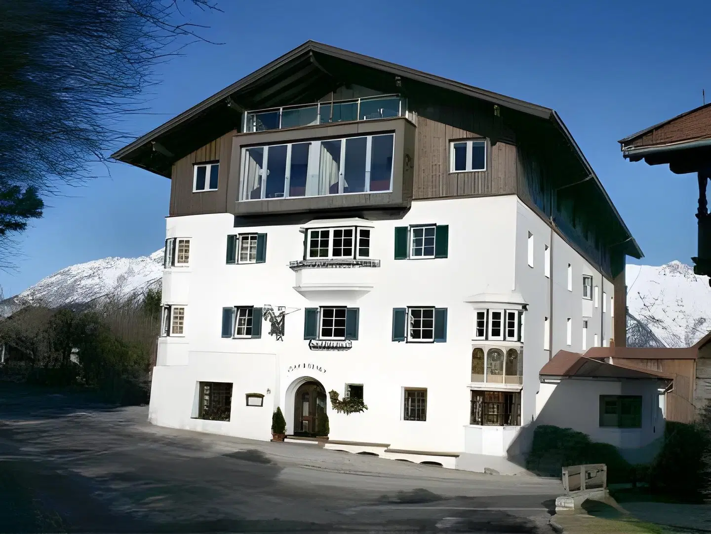 Isserwirt EXTERIOR