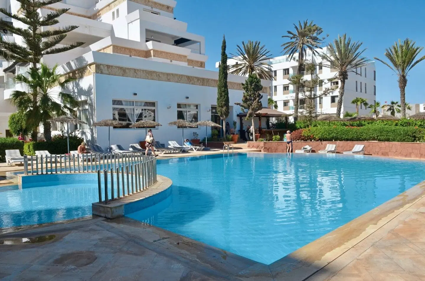 Residence Intouriste OUTDOOR_POOL
