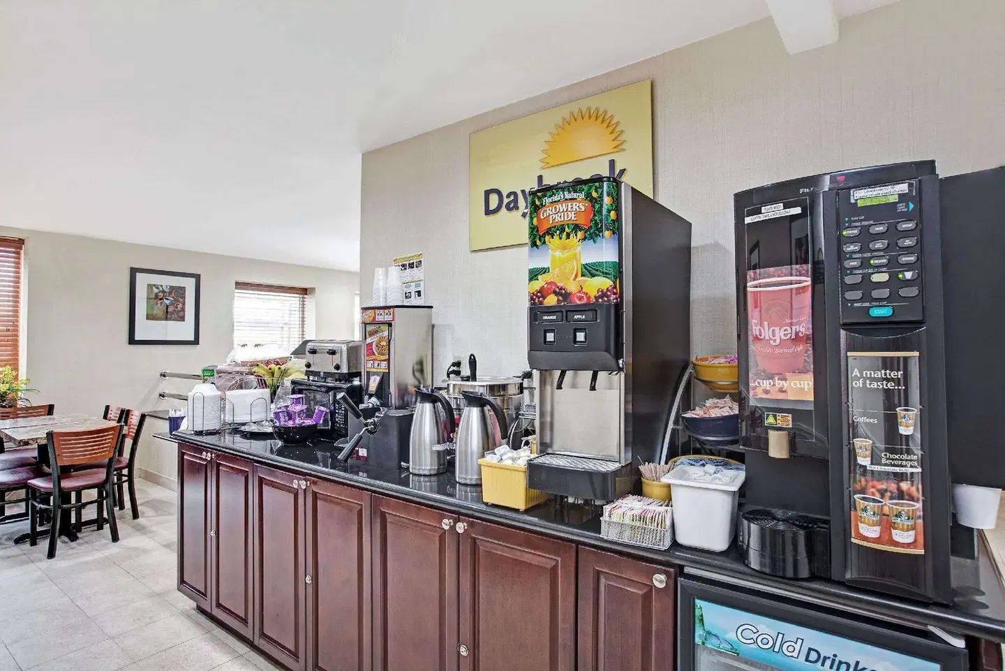 Days Inn by Wyndham Jamaica / JFK Airport Bar