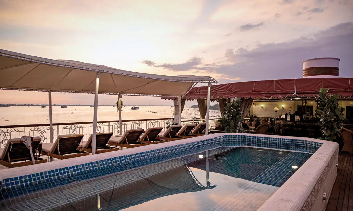Heritage Line (The Jahan, Siem Reap - Ho Chi Minh Stadt) OUTDOOR_POOL