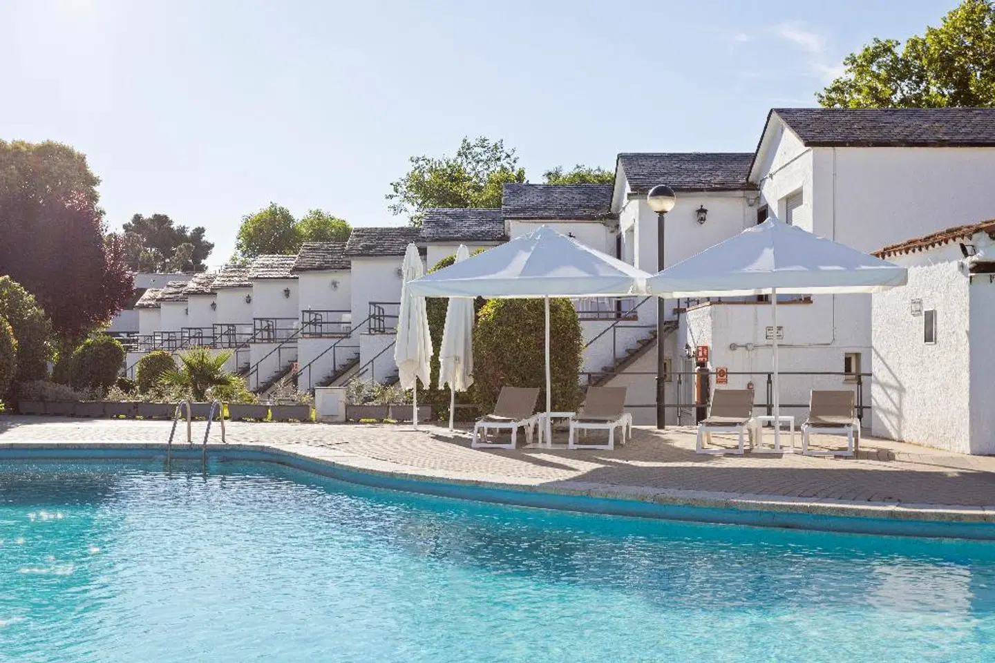 Osuna OUTDOOR_POOL