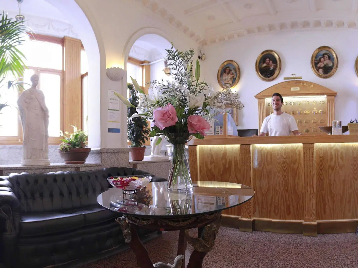 Marlasca LOUNGE_LOBBY