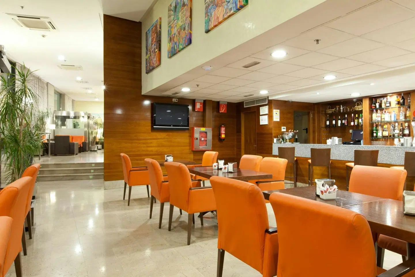 Hotel Porcel Ganivet Bar