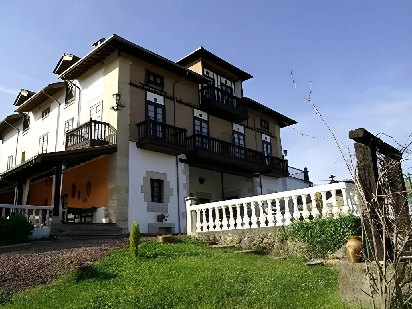La Casona de Cerrazo EXTERIOR