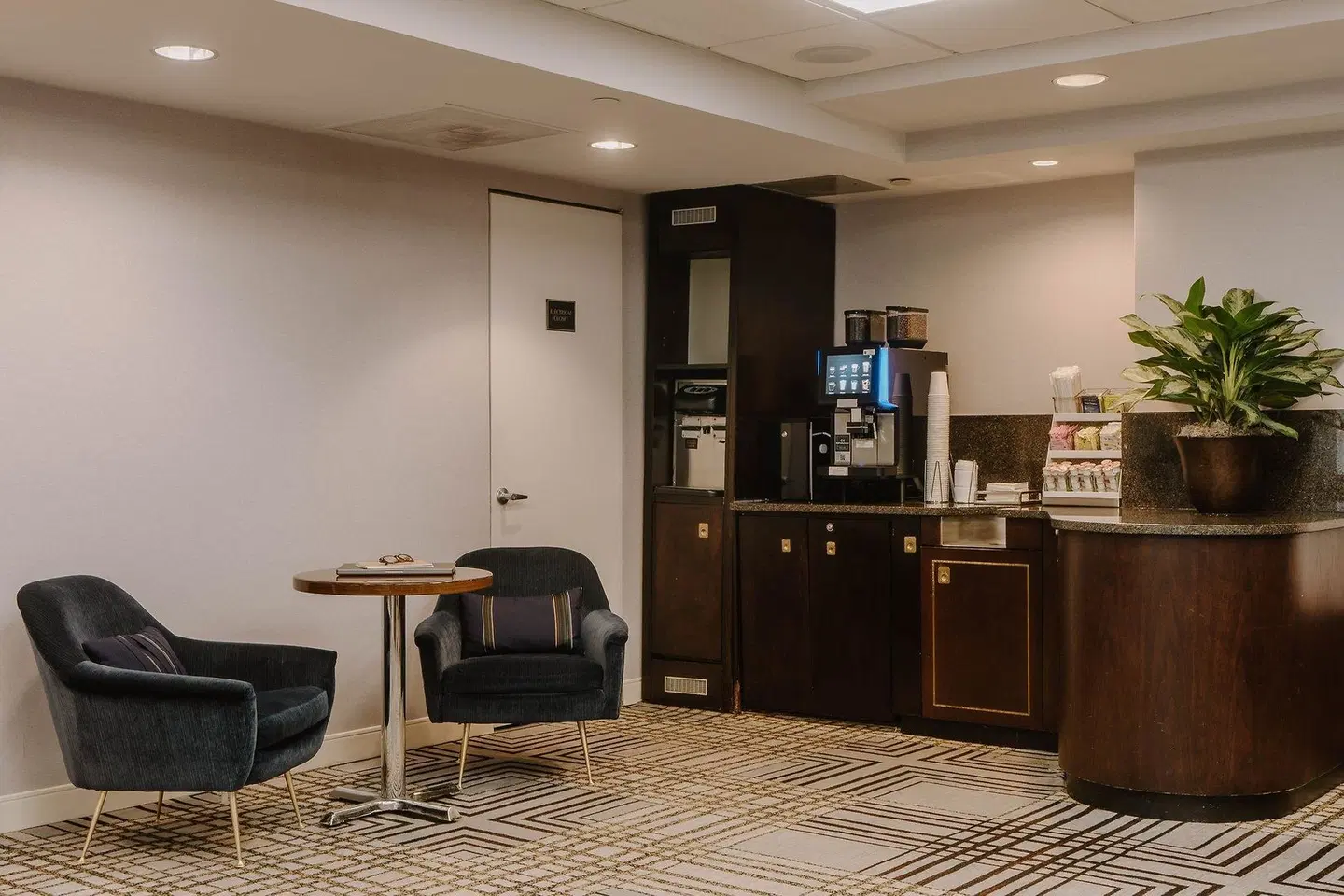 Club Quarters LOUNGE_LOBBY