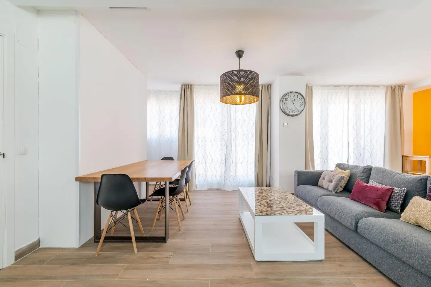A&Z Villegas - Only Adults ROOM_EXAMPLE