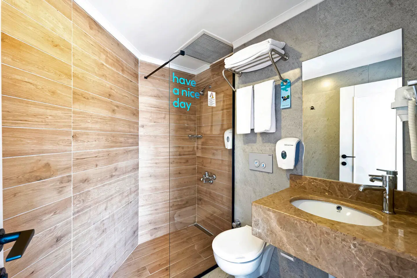 Calimera Side Resort Badezimmer