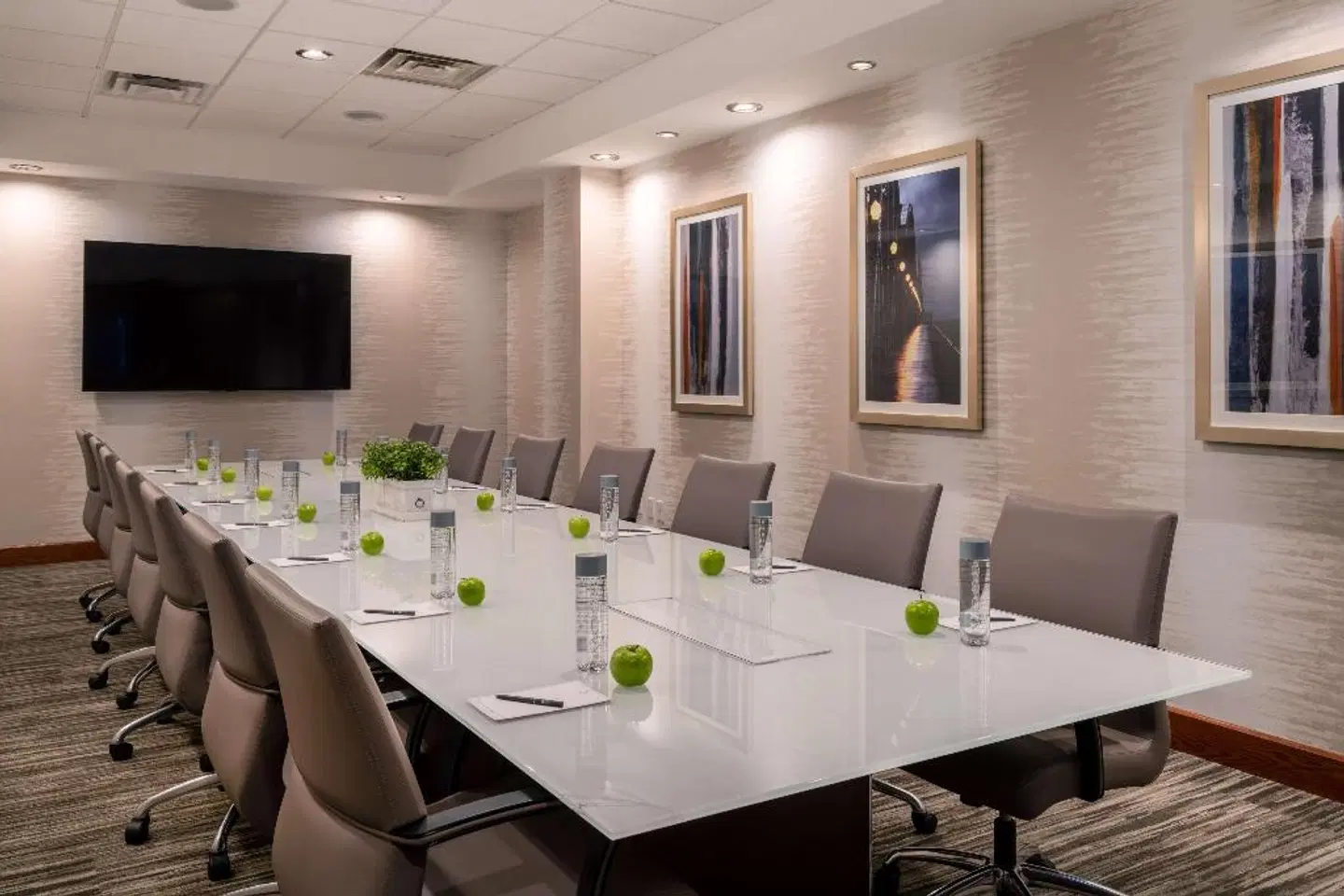 Embassy Suites by Hilton Portland - Airport Konferenz