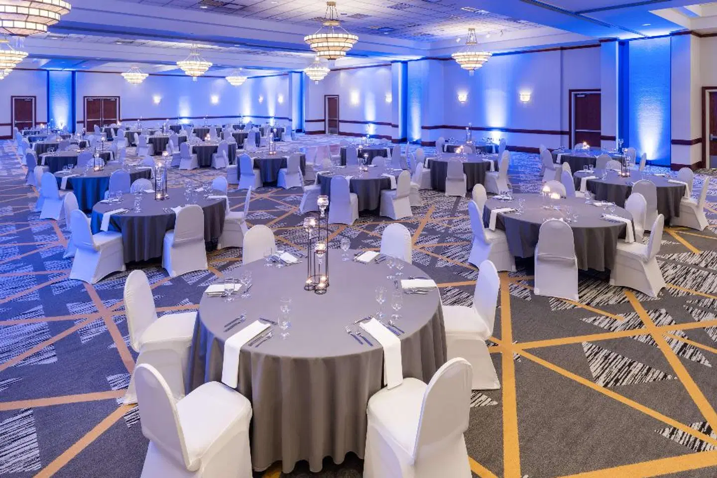 Embassy Suites by Hilton Portland - Airport Restaurant