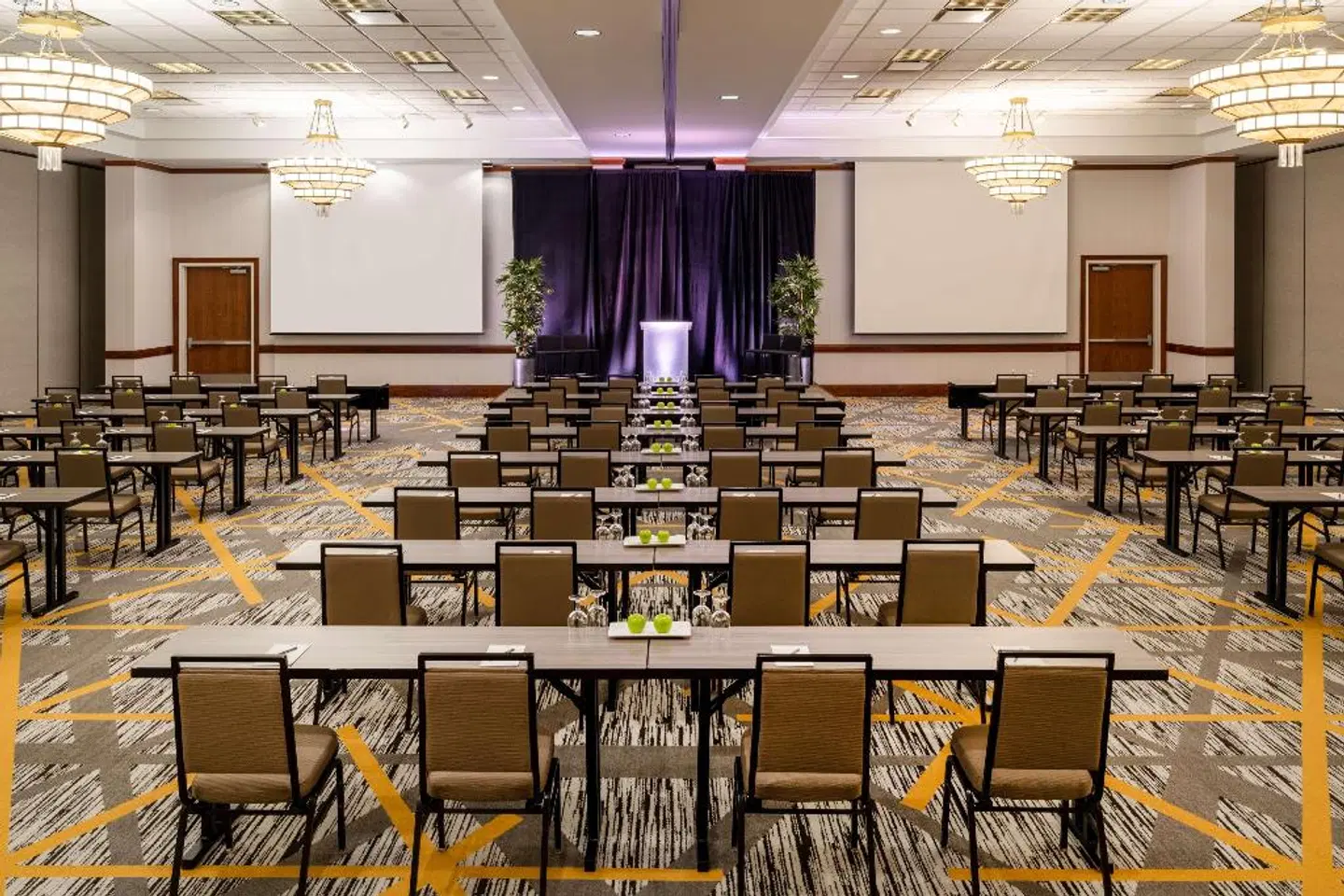 Embassy Suites by Hilton Portland - Airport Konferenz