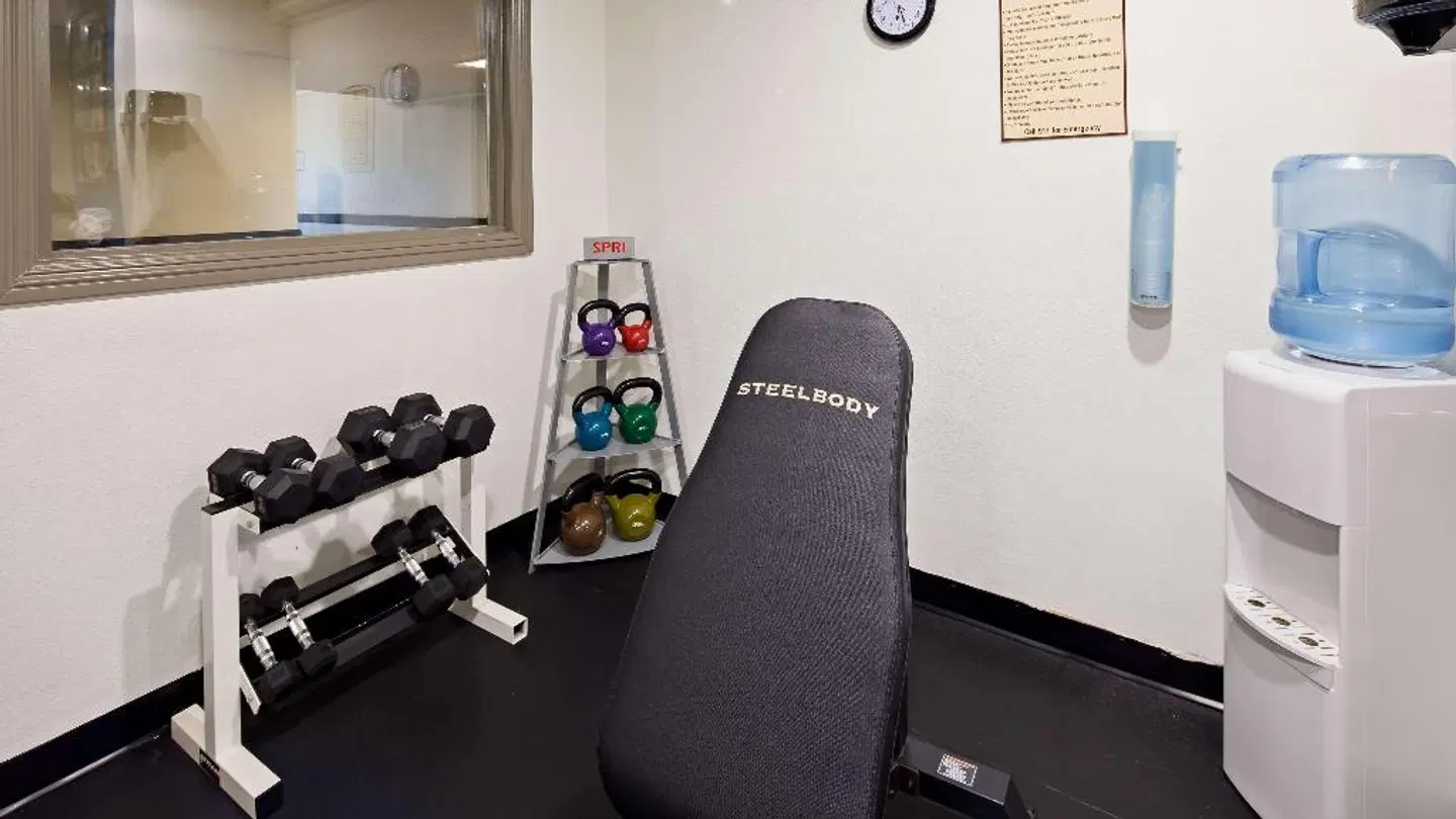 Best Western McCarran Inn SPORTS_AND_LEISURE