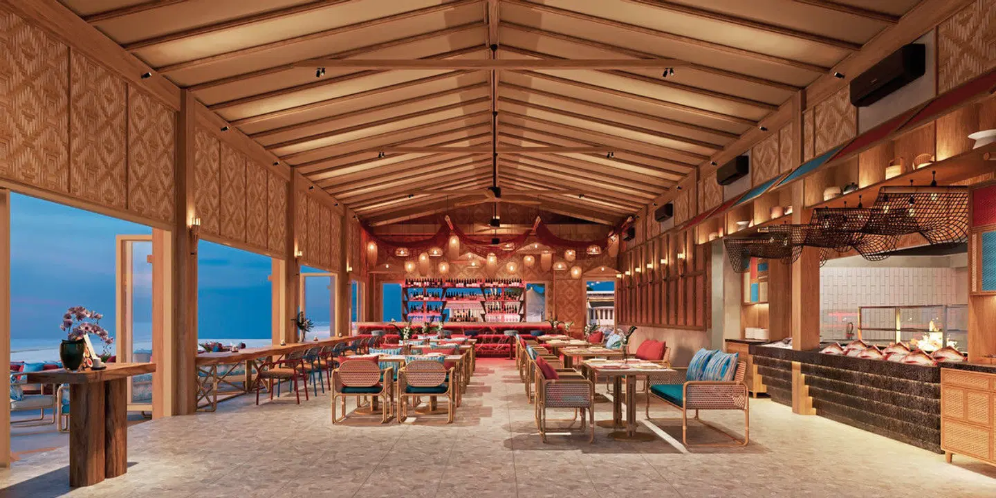 Outrigger Phi Phi Island Resort Bar