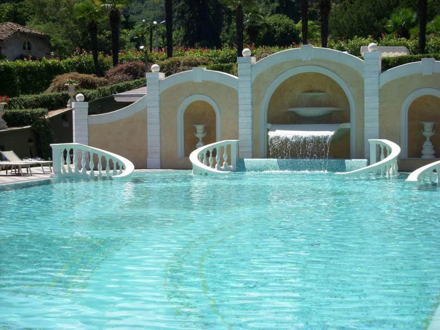 Grand Hotel Bristol OUTDOOR_POOL