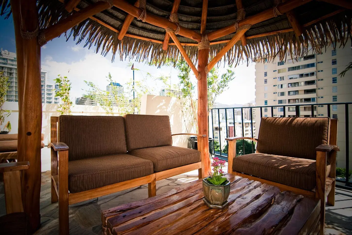 Castle Bamboo Waikiki Hotel LOUNGE_LOBBY
