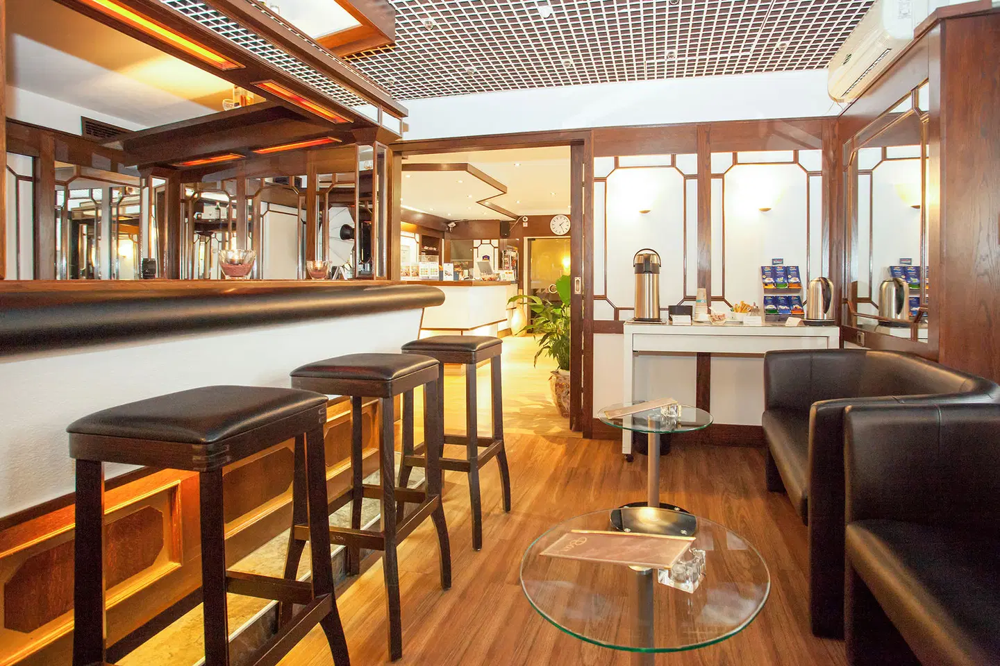 Sure Hotel by Best Western Ambassador Düsseldorf Bar